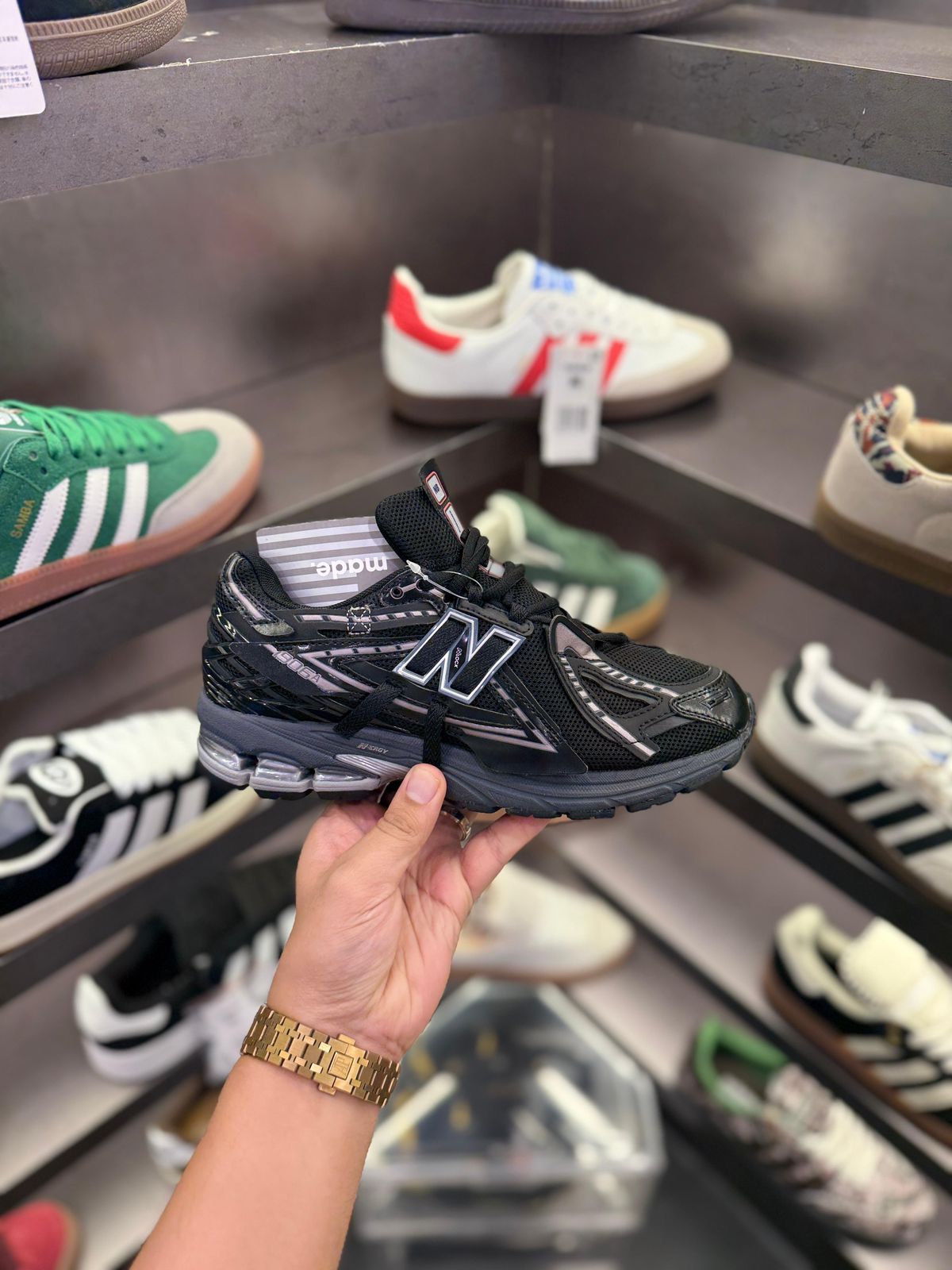 NEW BALANCE 1906 A BLACK SILVER
