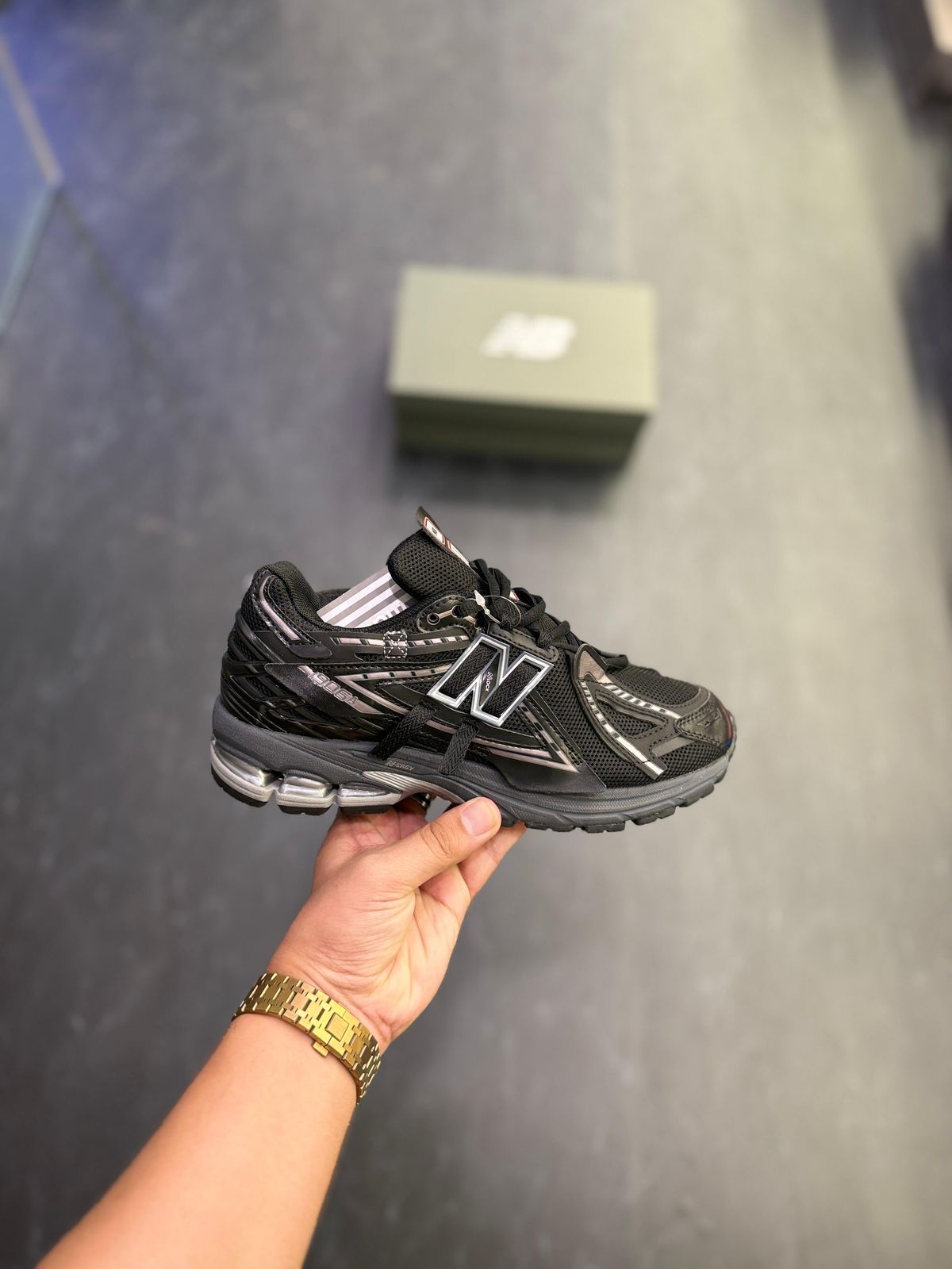 NEW BALANCE 1906 A BLACK SILVER